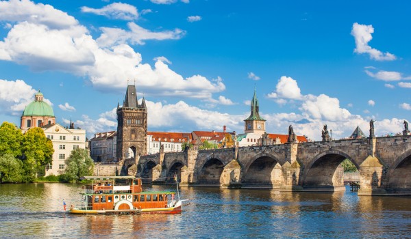 sightseeing cruises Prague